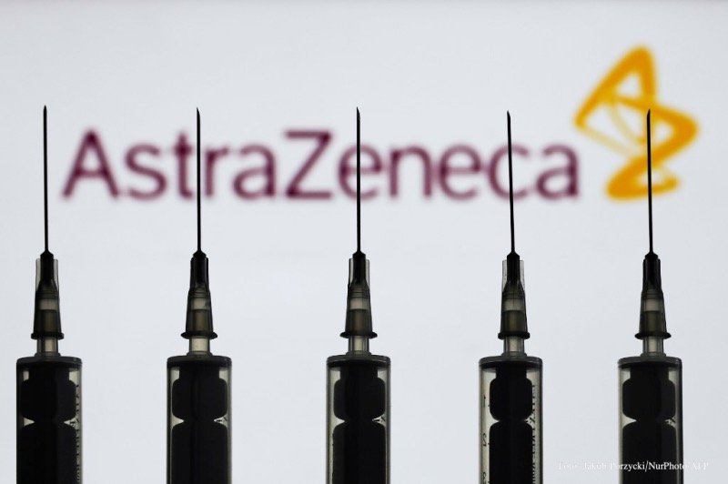 Astra-Zeneca-Permanencias-Voluntarias