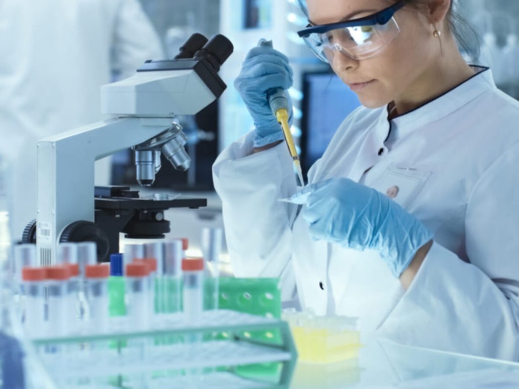 Inglaterra-Vacuna-Covid-Permanencias-Voluntarias